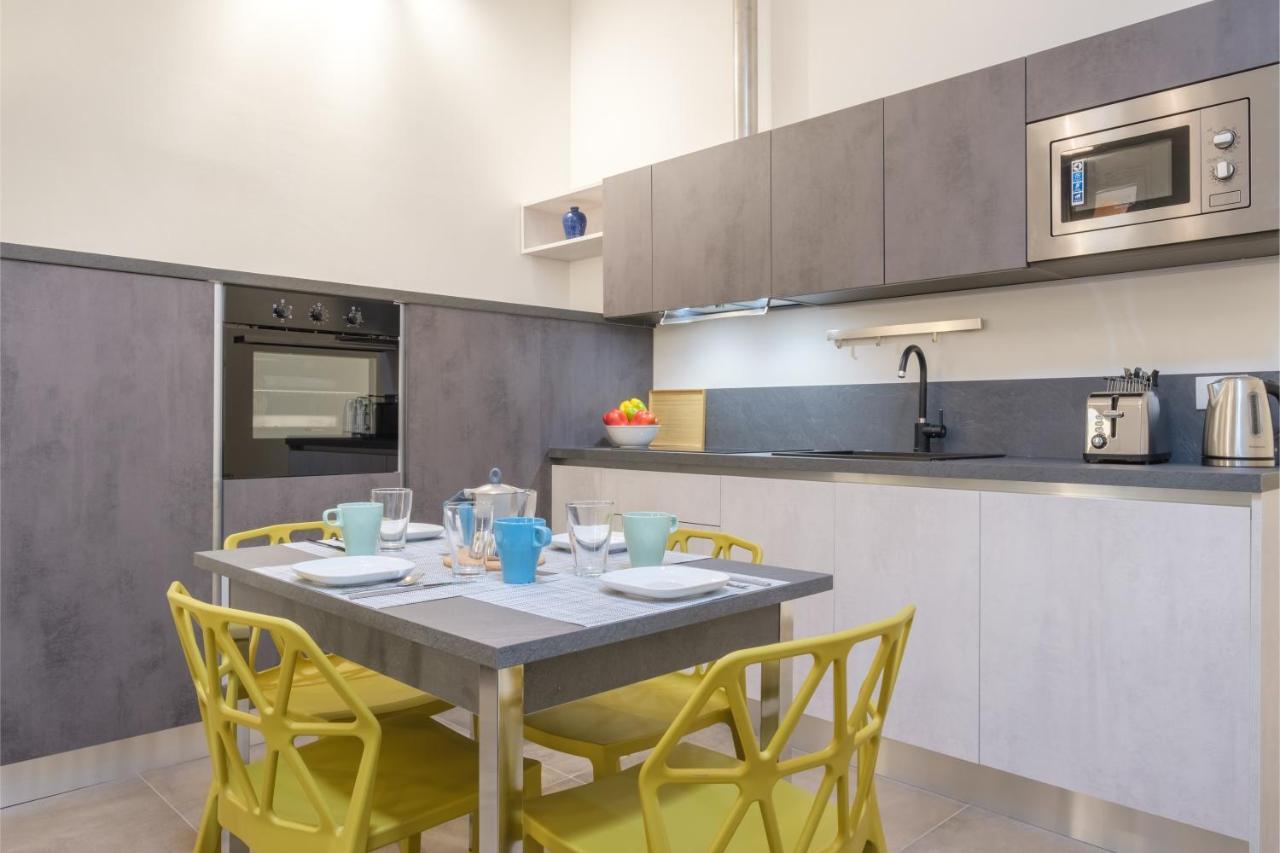 Helga House By Studio Vita Болонья Экстерьер фото